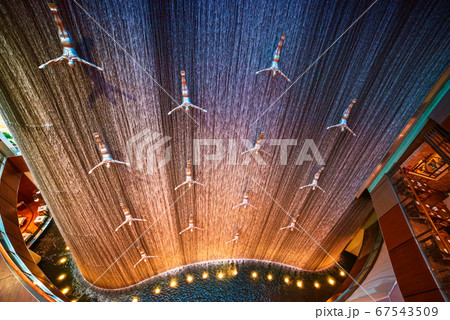 Waterfall in Dubai Mall 67543509