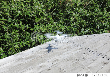 環境調査のドローン 67545460