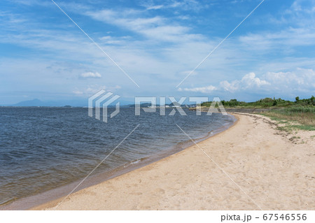爽やかな中海　飯梨川河口の風景　清潔感のある癒やし写真 67546556