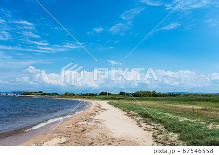 爽やかな中海　飯梨川河口の風景　清潔感のある癒やし写真 67546558
