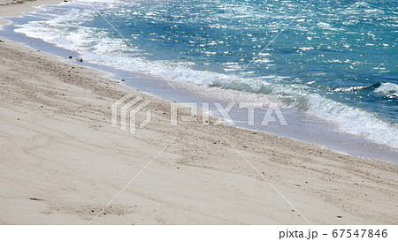 久米島のはての浜の海 67547846