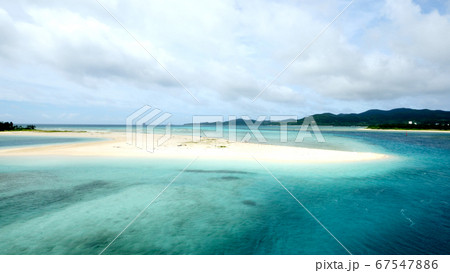 久米島の新奥武橋 67547886