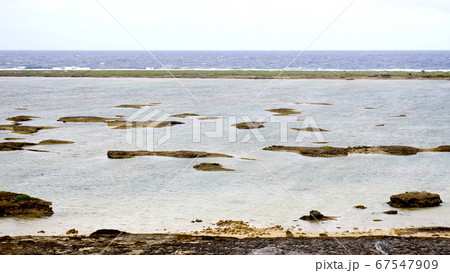 久米島のシンリ浜 67547909