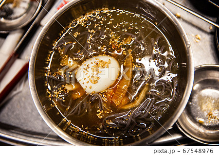 麺 グルメ ヨルムキムチ 67548976