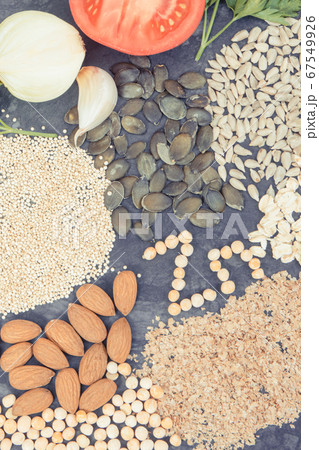 Nutritious eating containing zinc 67549926