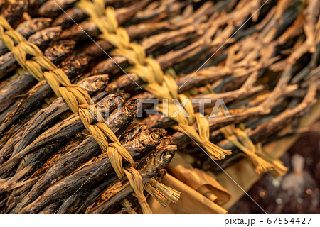 あごだしの材料　売られてるあごの干物 67554427