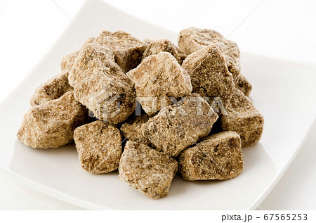 沖縄 波照間島の黒糖 67565253