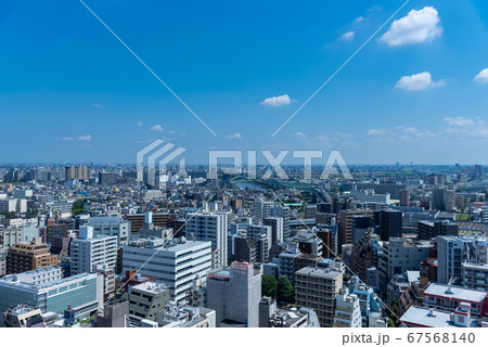 東京都からの都市景観（三郷市、松戸市方面：青空） 67568140