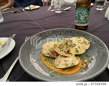 ニュージーランドのランチで食べたラビオリ 67568396