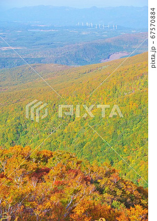 山形県 紅葉時期の鳥海山 山形県 紅葉時期の鳥海山 67570884