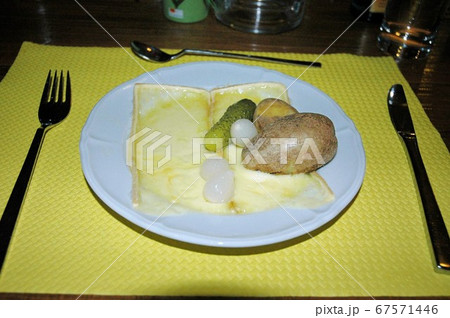 スイス、ツェルマット、ラクレット 67571446