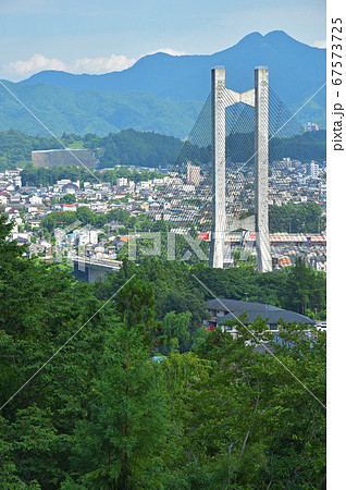 秩父散歩:秩父のシンボル武甲山と秩父市内の街並み 秩父散歩:秩父のシンボル武甲山と秩父市内の街並み 67573725