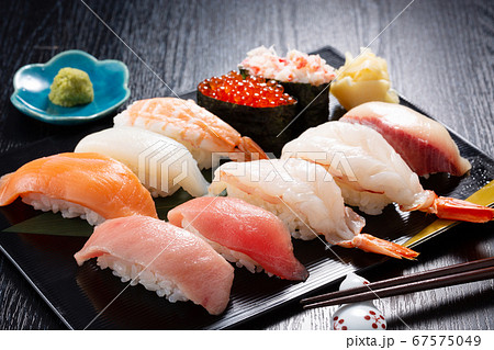 お寿司　黒バック　高級 67575049