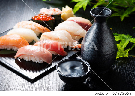 日本酒　黒バック　高級 67575055