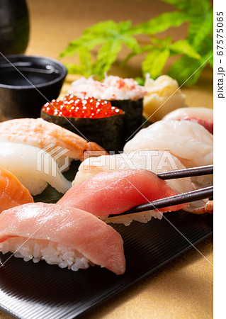 お寿司　イメージ 67575065