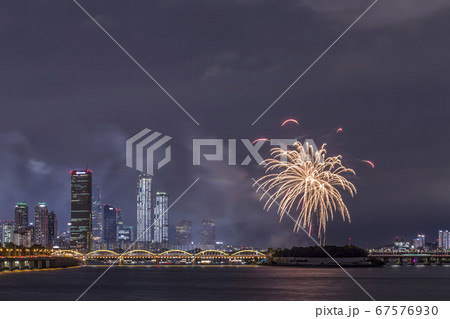 花火 夜景 漢江 67576930