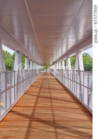 歩道橋 龍山区 通路 67577000