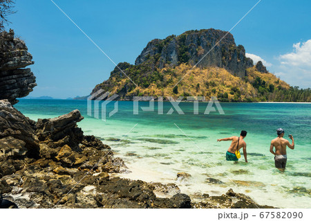 LGBT couple vacation at island 67582090