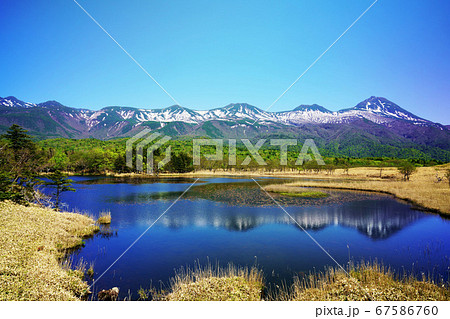 知床五湖と知床連山 67586760