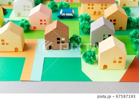 不動産色々　建築物と公道　袋地や変形地　接道義務　売家 67587193