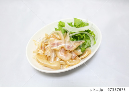沖縄郷土料理　ミミガー 67587673
