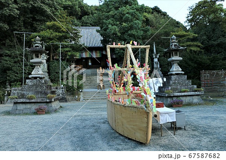 空海も修行した松山道後温泉の名刹石手寺の宝船 67587682