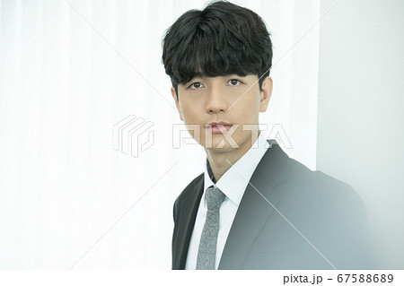 男 男性 男の子 67588689