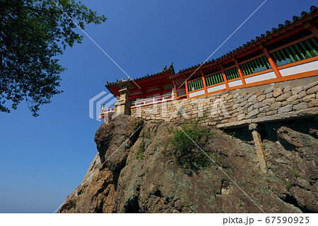 《広島県》晴れの日、磐台寺 阿伏兎観音の風景 《広島県》晴れの日、磐台寺 阿伏兎観音の風景 67590925