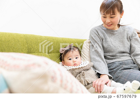 ママと赤ちゃん ママと赤ちゃん 67597679
