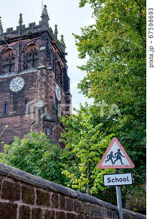 イギリスリバプールの教会 67598693