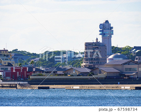 兵庫県明石市の海岸線の街並み 兵庫県明石市の海岸線の街並み 67598734