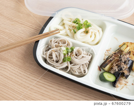 シニア・痴呆症・お年寄りのための夏のワンプレート介護食【そうめん・素麺・うどん】 67600279