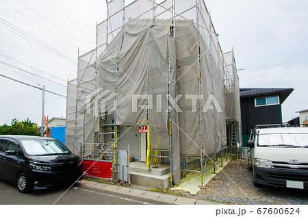 建築中の新築一戸建て 建築中の新築一戸建て 67600624