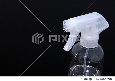 スプレー式消毒 エタノール Disinfect and sterilize with ethanol スプレー式消毒 エタノール Disinfect and sterilize with ethanol 67602790