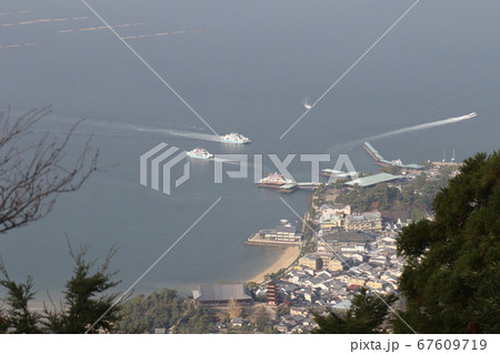 広島県 秋 廿日市市 安芸の宮島 弥山からの風景 広島県 秋 廿日市市 安芸の宮島 弥山からの風景 67609719