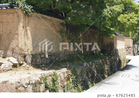 山口県 下関市 長府 古江小路の練塀 67625485