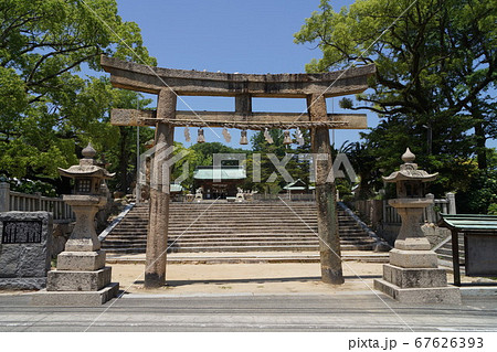 山口県 下関市 長府 忌宮神社の鳥居 山口県 下関市 長府 忌宮神社の鳥居 67626393