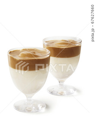 ダルゴナコーヒー/タルゴナコーヒー　Dalgona Coffee 67627660