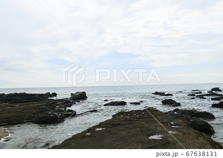 コロナ渦の湘南の三浦半島三戸浜の夏 67638131