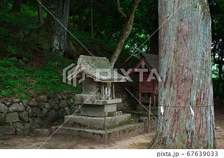 岩村の武並神社の境内：岐阜県恵那市岩村町 67639033