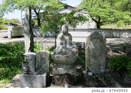 徳島県 春 東みよし町 新四国曼陀羅霊場 65番 願成寺 徳島県 春 東みよし町 新四国曼陀羅霊場 65番 願成寺 67640950