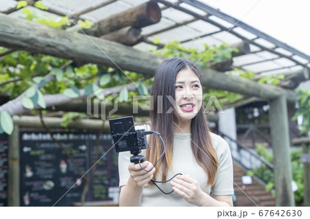 女子大生youtuberのサクランボ狩りイメージ 67642630