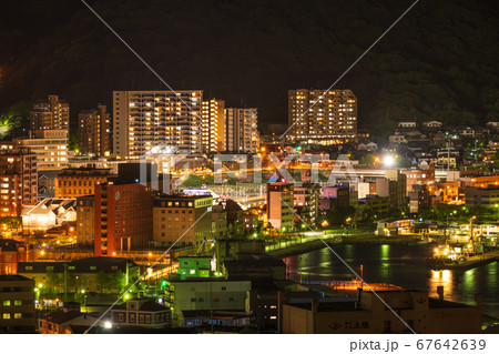 和布刈公園第二展望台から見る門司港レトロの夜景【福岡県】 和布刈公園第二展望台から見る門司港レトロの夜景【福岡県】 67642639