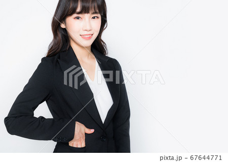 女性 女 女の子 67644771