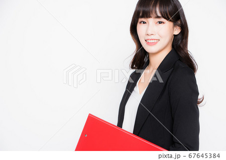 女性 女 女の子 67645384