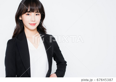 女性 女 女の子 67645387