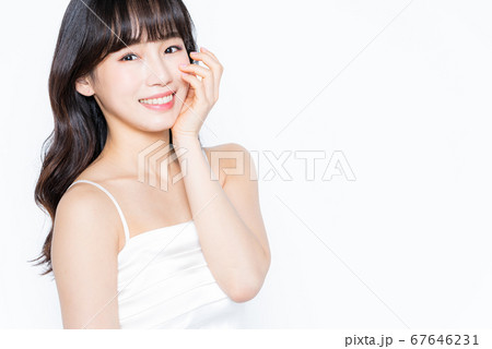 女性 女 女の子 67646231