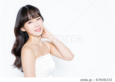 女性 女 女の子 67646233