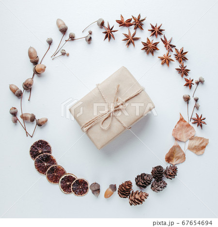 Autumn holidays greeting card layout 67654694