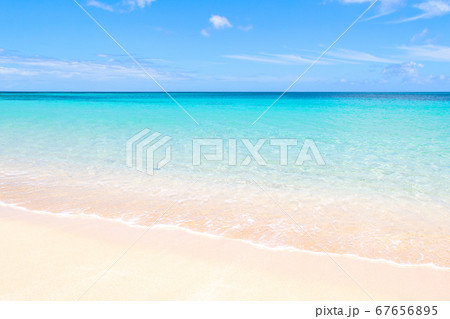 海と空 ハワイサンセットビーチの写真素材